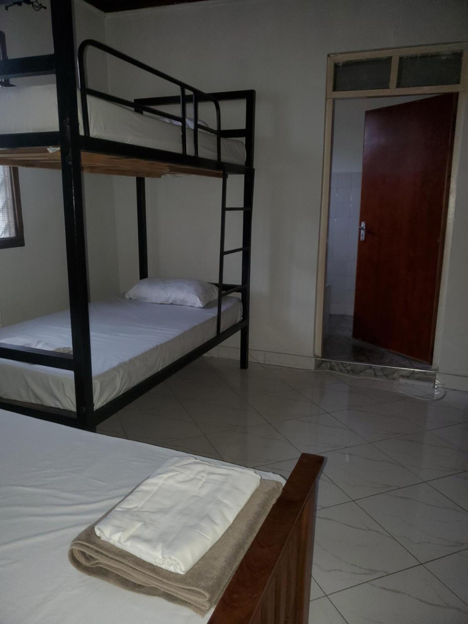 The Nest Haven Hostel Dar es Salaam Eksteriør billede