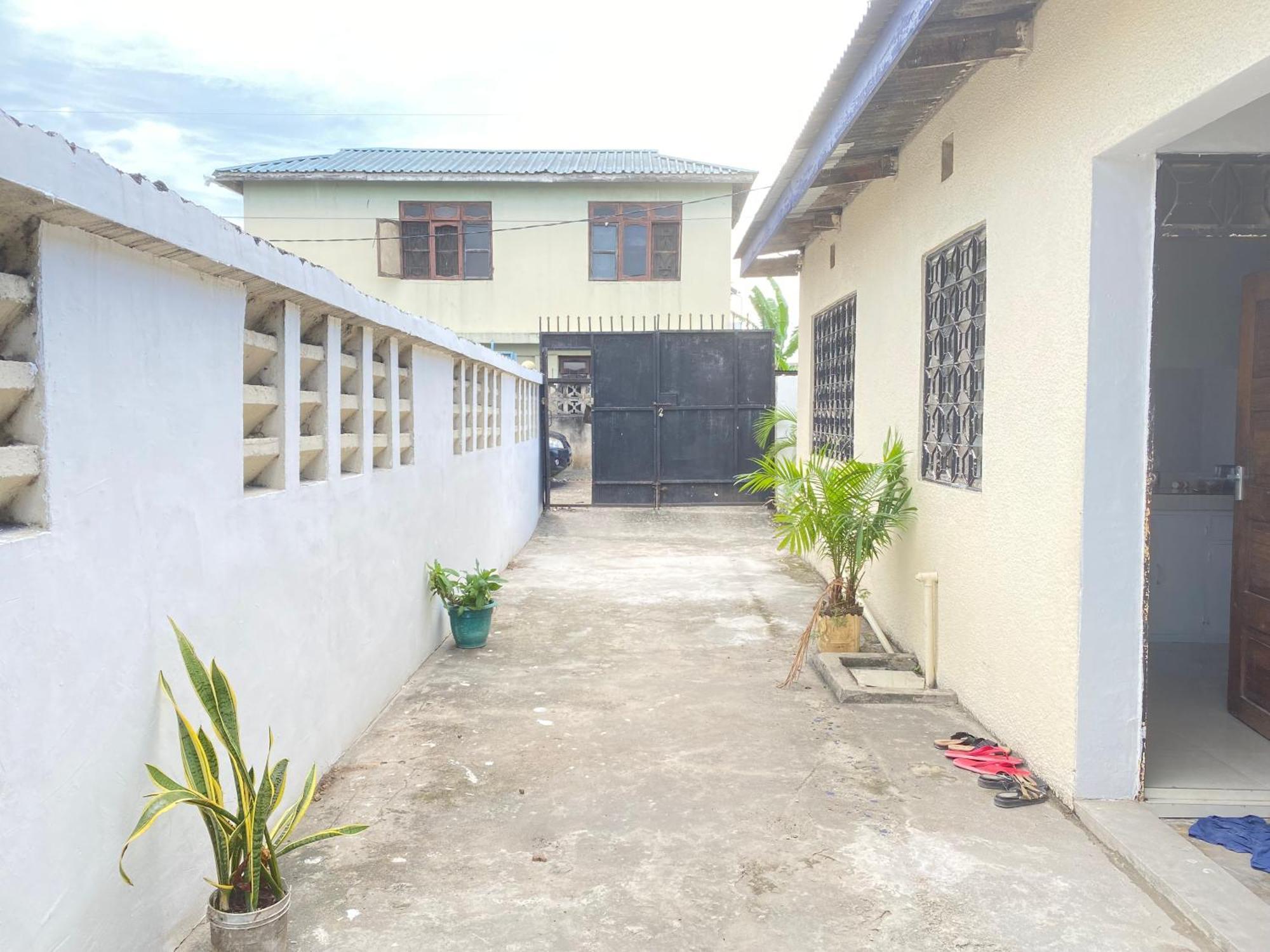 The Nest Haven Hostel Dar es Salaam Eksteriør billede